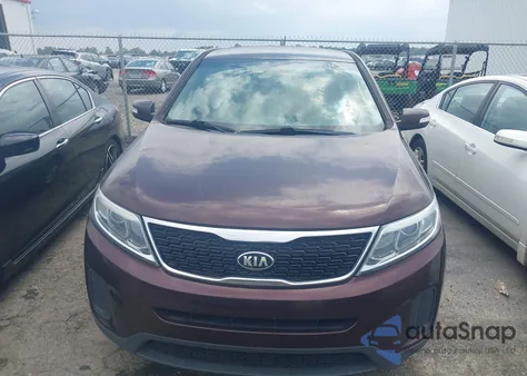 2015 Kia Sorento Lx z USA, uszkodzony, nr VIN 5XYKT3A62FG585798